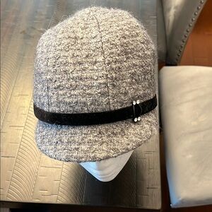 Lillie & Cohoe Gray Textured Cap with Black Band